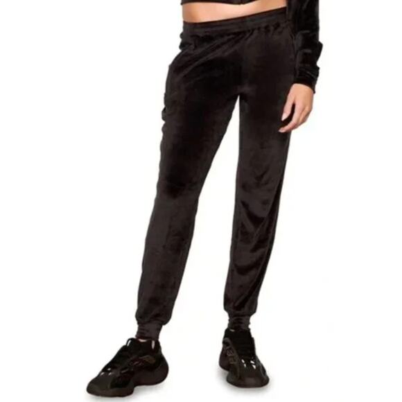 SKIMS Pants - SKIMS Velour Joggers High Waist Joggers - Black/Soot - Small - NWOT